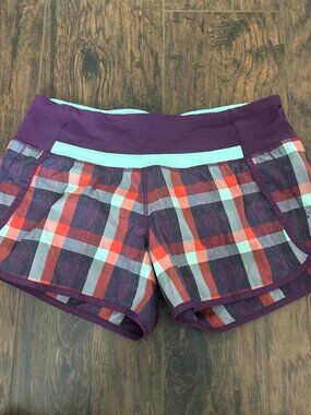 Colorful Lululemon Plaid Shorts - women's size 6